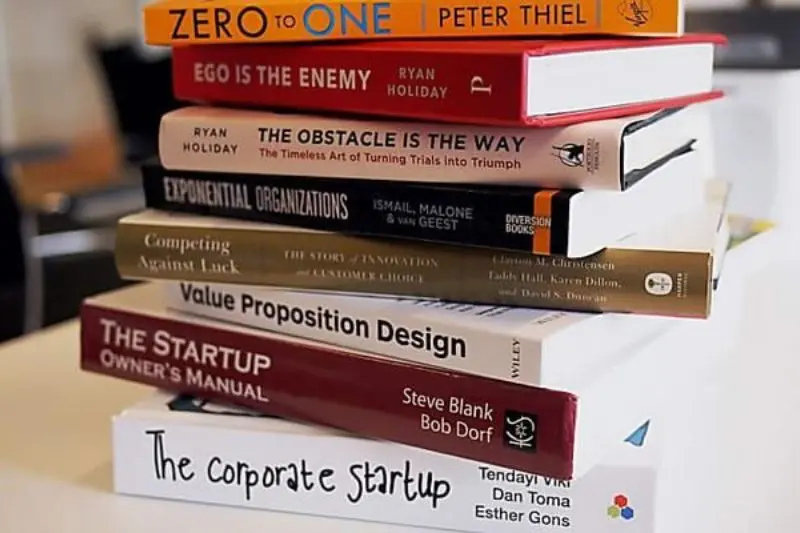 why Is reading business books important for entrepreneurs